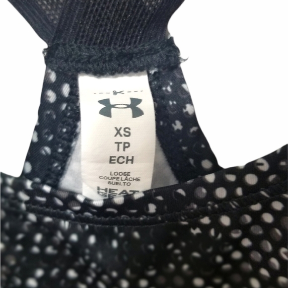 Under Armour, Colors: Black, Gray and White,tank top,  size XS. - Picture 6 of 8